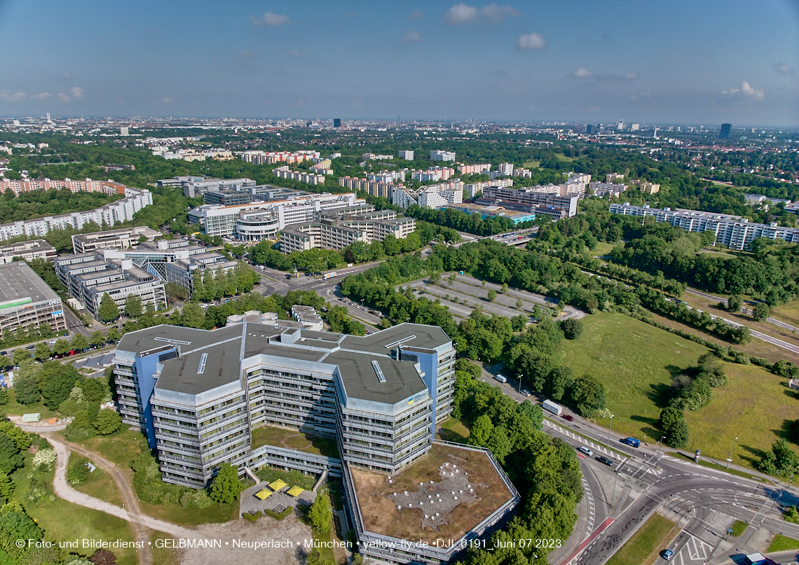 07.06.2023 - Perlach Plaza, PEP, Rentenversicherung, Wohnring, WACKER-Chemie in Neuperlach 07.06.2023 - Perlach Plaza, PEP, Rentenversicherung, Wohnring, WACKER-Chemie in Neuperlach